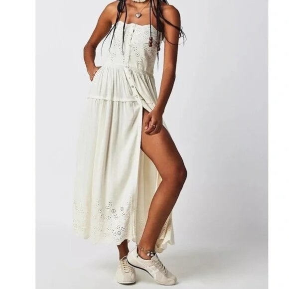 ✨SOLD✨Free People Evelyn Eyelet Eyelet Midi Dress ivory - S (partial tag) $198 - Picture 3 of 10
